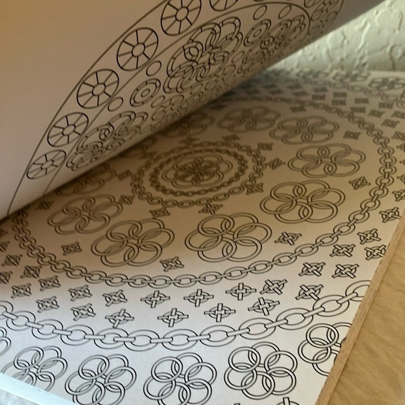 Igloobooks: 2016 Mandalas for Mindfulness Coloring Book - Picture 13 of 16